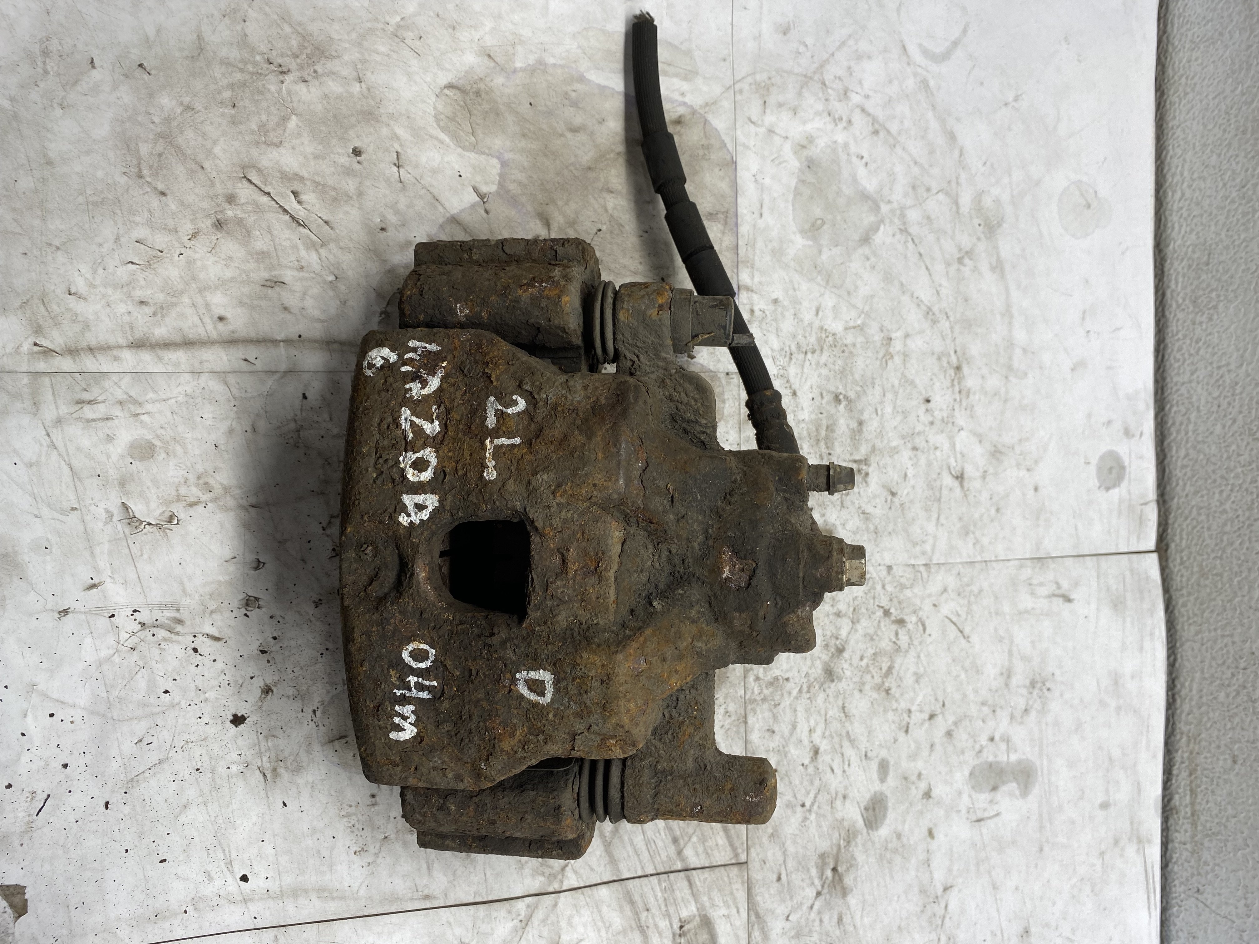 Mazda 6 (GG12/82) Berline a coffre / 4 portes 2.0 CiDT 16V (RF5C) ETRIER DE FREIN AVANT DROIT 2005