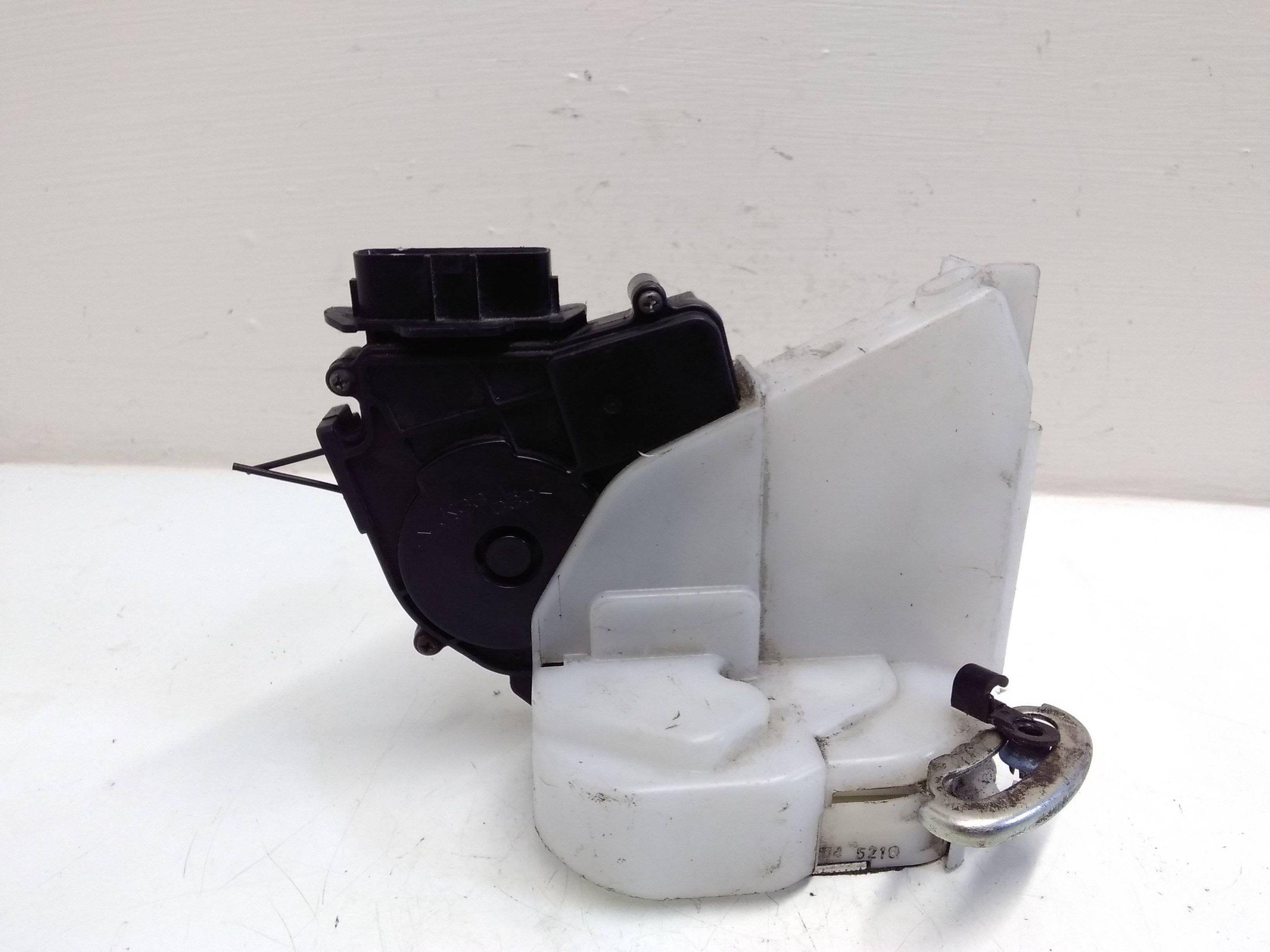 Honda Accord (CL/CN) Sedan 2.2 i-CTDi 16V (N22A1(Euro 4)) DOOR LOCK LEFT REAR 2006