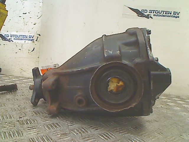 Mercedes-Benz E (W211) Sedan 2.2 E-200 CDI 16V (OM646.951) DIFFERENTIAL REAR 2006 A2303510005 A2303510005